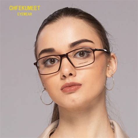 square prescription glasses for women.